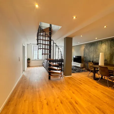 Alstadt Maisonettenwohnung * Райнберг